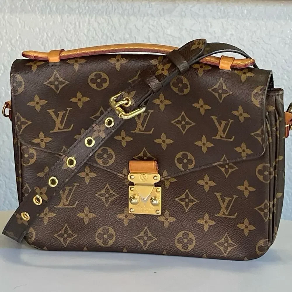 💎✨GORGEOUS✨💎Authentic Louis Vuitton Crossbody Bag - Picture 3 of 11